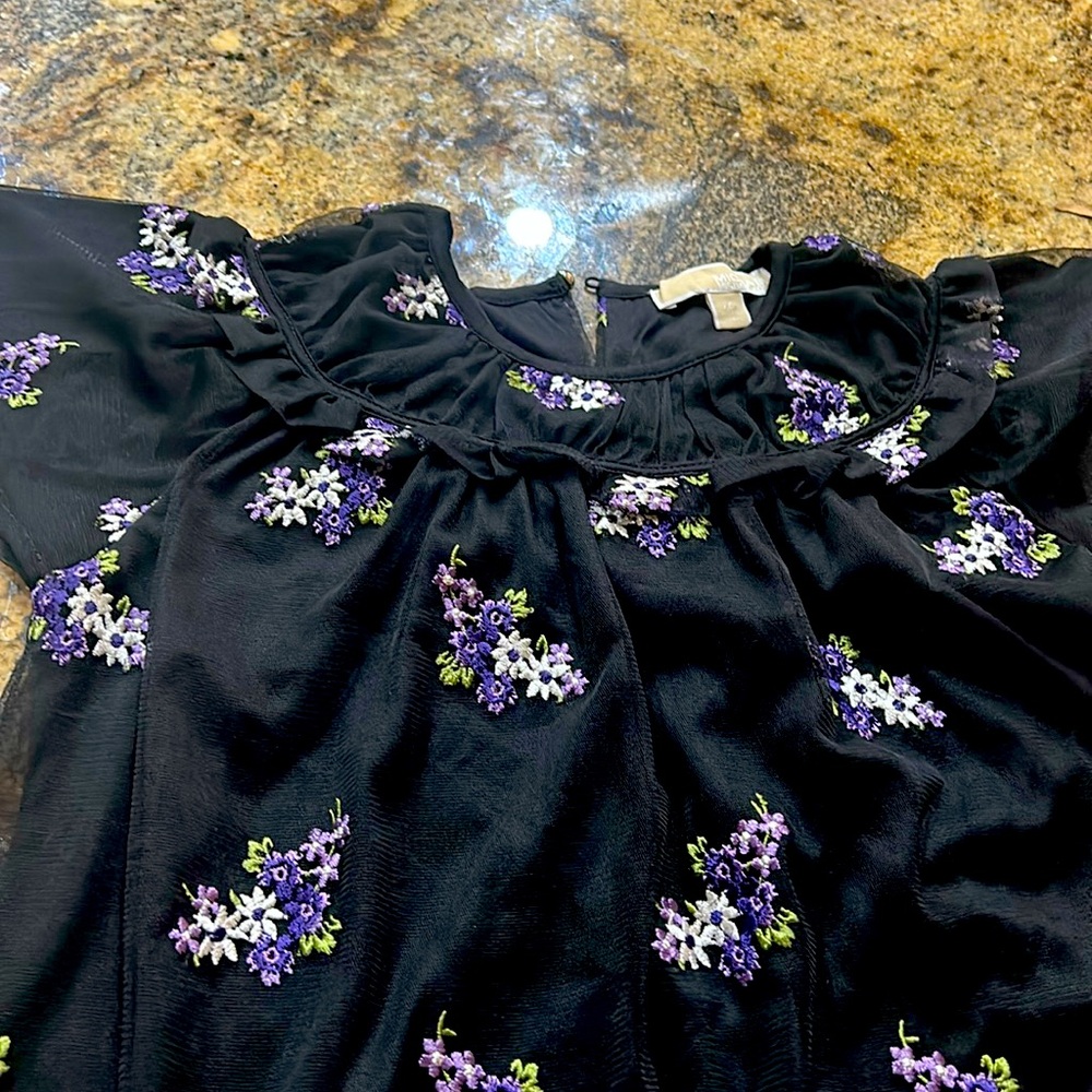 Michael Kors never worn !!  short sleeve spring flower top 
 XS